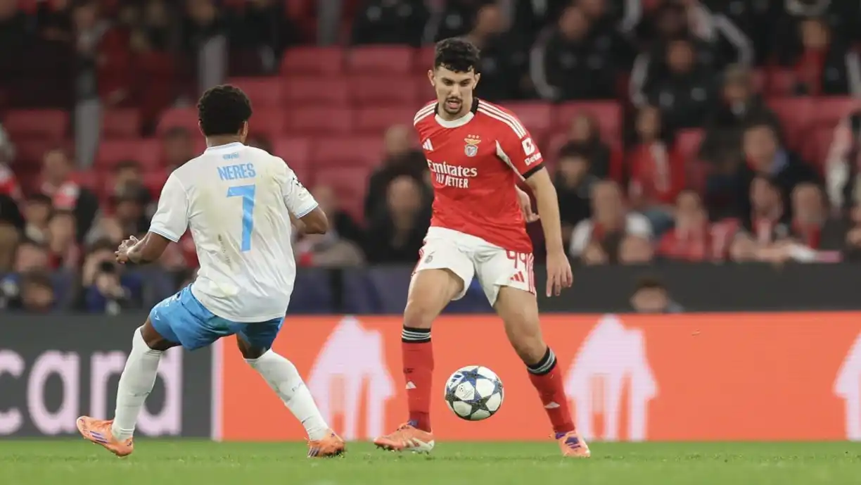 Tomás Araújo com motivos para sorrir antes do Moreirense - Benfica