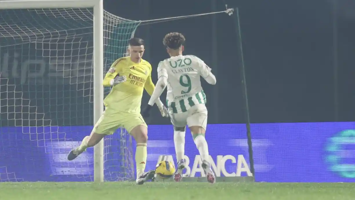 Imparável entre os postes, Trubin regista marca impressionante no Benfica