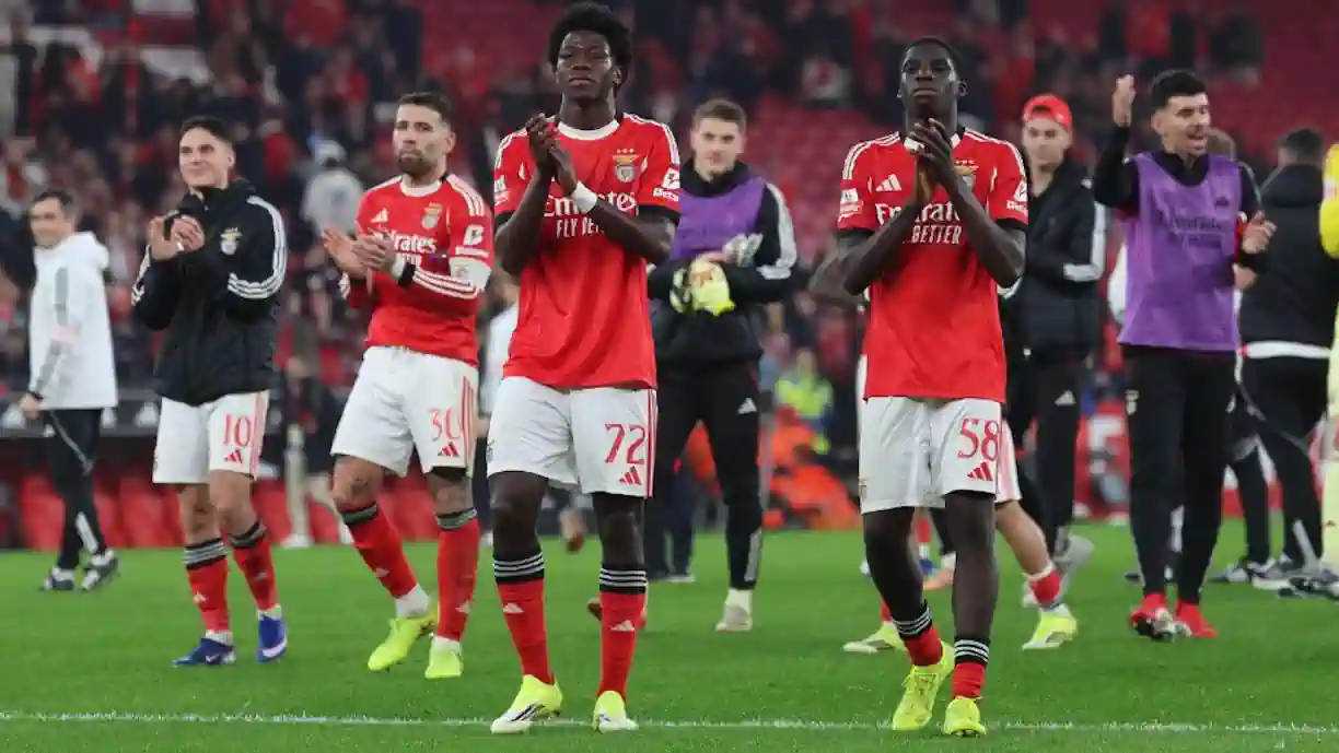 Antiga promessa do Benfica alerta Anísio e Banjaqui: "Têm de estar 100% focados no futebol"