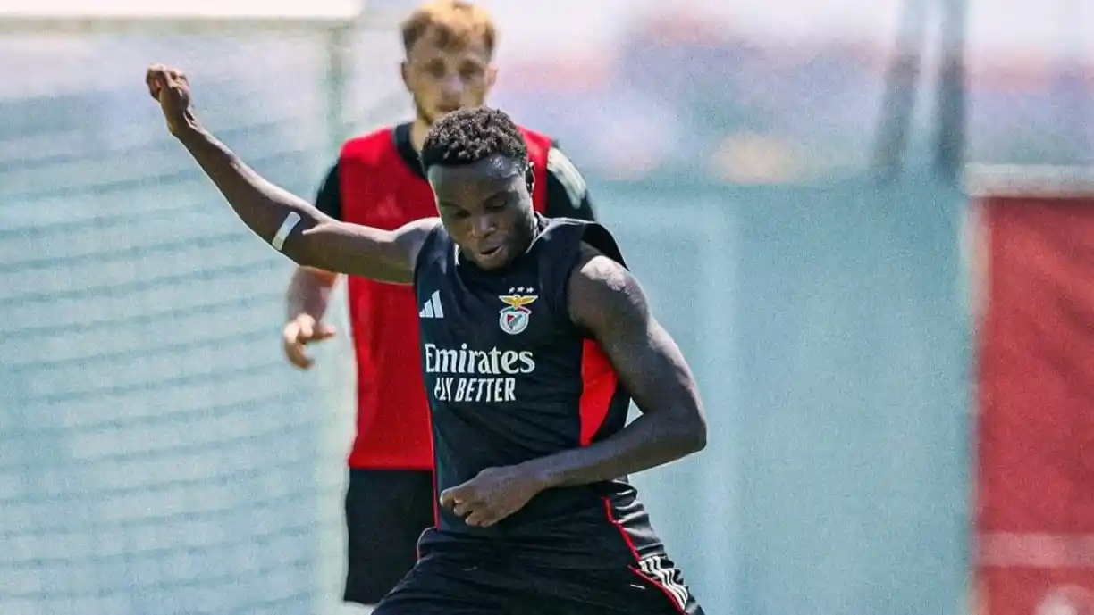 A dois dias do Porto - Benfica, Bruma continua a dar motivos para sorrir