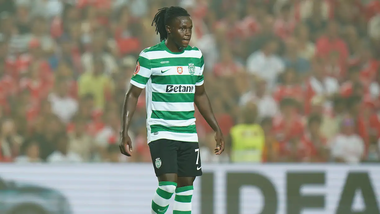 Até Geovany Quenda aplaudiu exibição de nova coqueluche do Benfica; Jogador do Sporting rendido