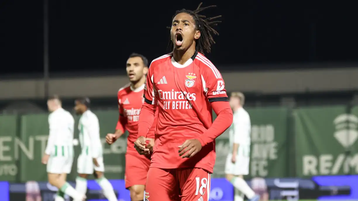 Casa Pia - Benfica: Leandro Barreiro faz soar os alarmes, mas não é o único