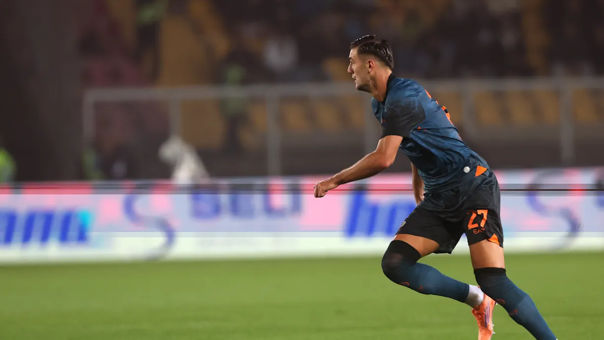 Há novos dados sobre negociações entre Benfica e Napoli por Lorenzo Lucca