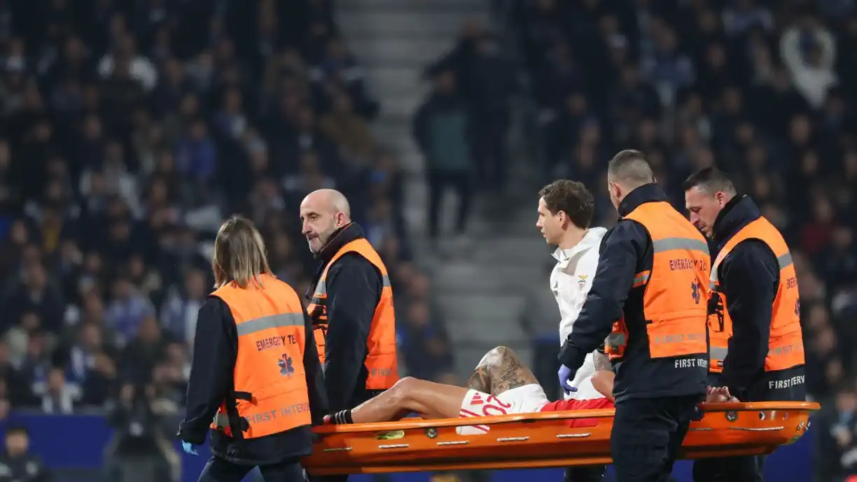 Richard Ríos deixa mensagem após sofrer lesão pelo Benfica: "Tudo…"