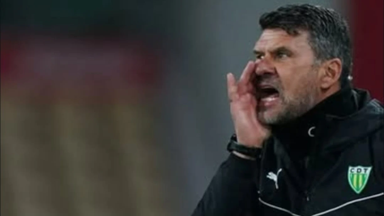 Cristiano Bacci deixa sério aviso antes do Tondela - Benfica: "Vamos encarar o jogo..."