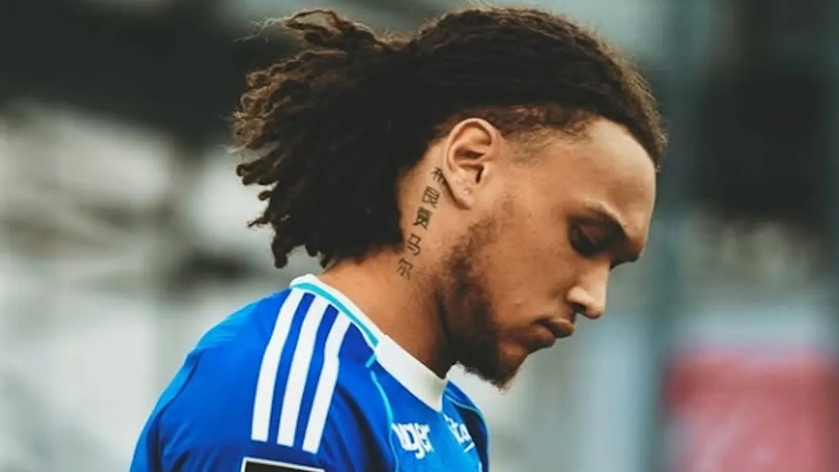 Após recusar o Benfica, Diego Moreira passa por momento complicado no Strasbourg