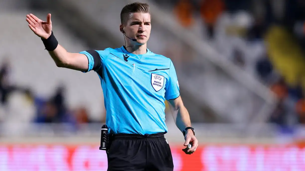 Imprensa espanhola aponta erros cruciais de Letexier no Benfica - Real Madrid