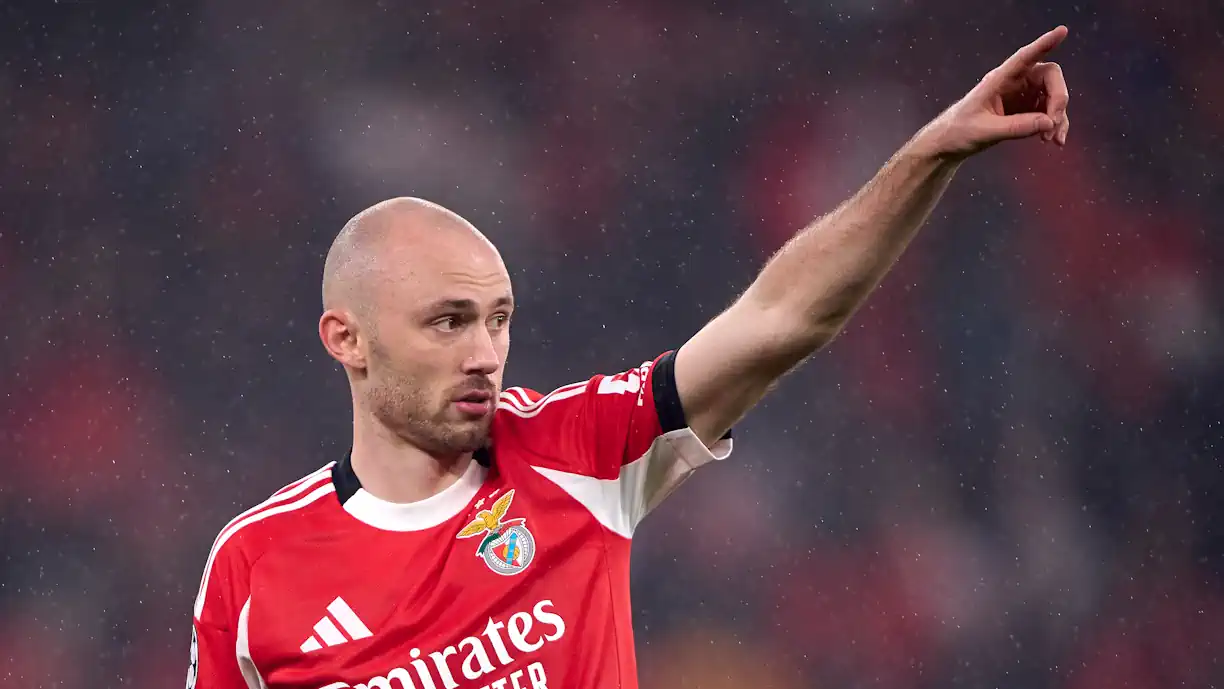 Imprensa aponta estratégia preparada pelo Benfica a pensar em Aursnes