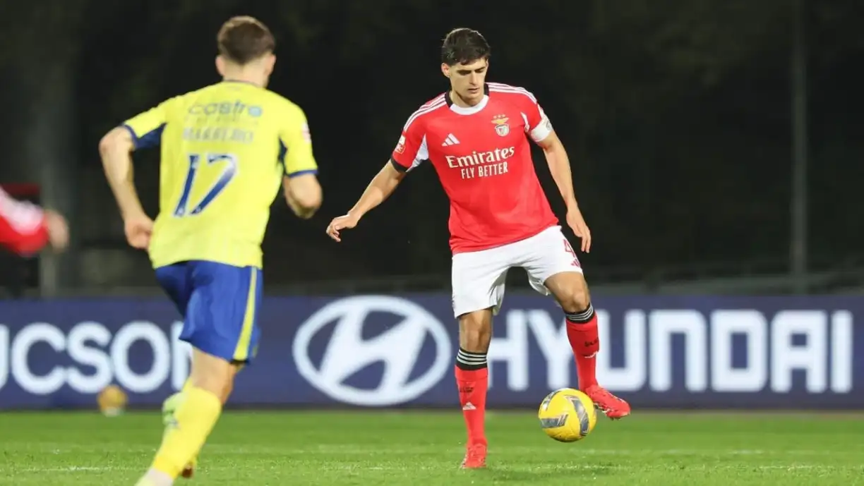 Houve penálti de António Silva no Arouca - Benfica? Jorge Faustino dissipa dúvidas