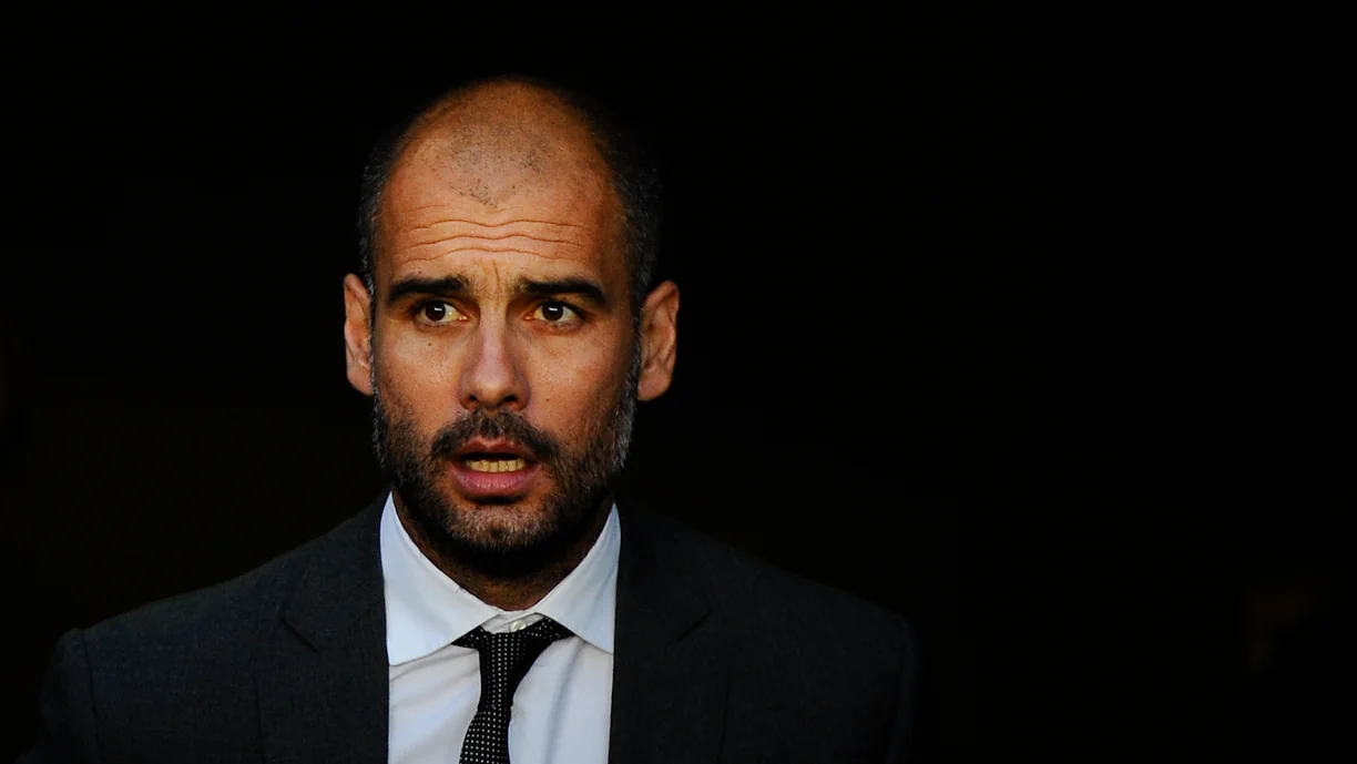 Médio que esteve perto do Benfica bebeu álcool no banco do Barcelona às escondidas de Guardiola