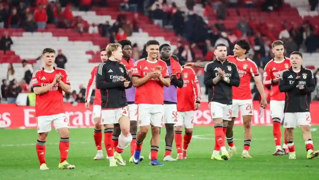 A atravessar um período de sonho, o craque nórdico recordou que teve um período bastante complicado ao serviço do Benfica