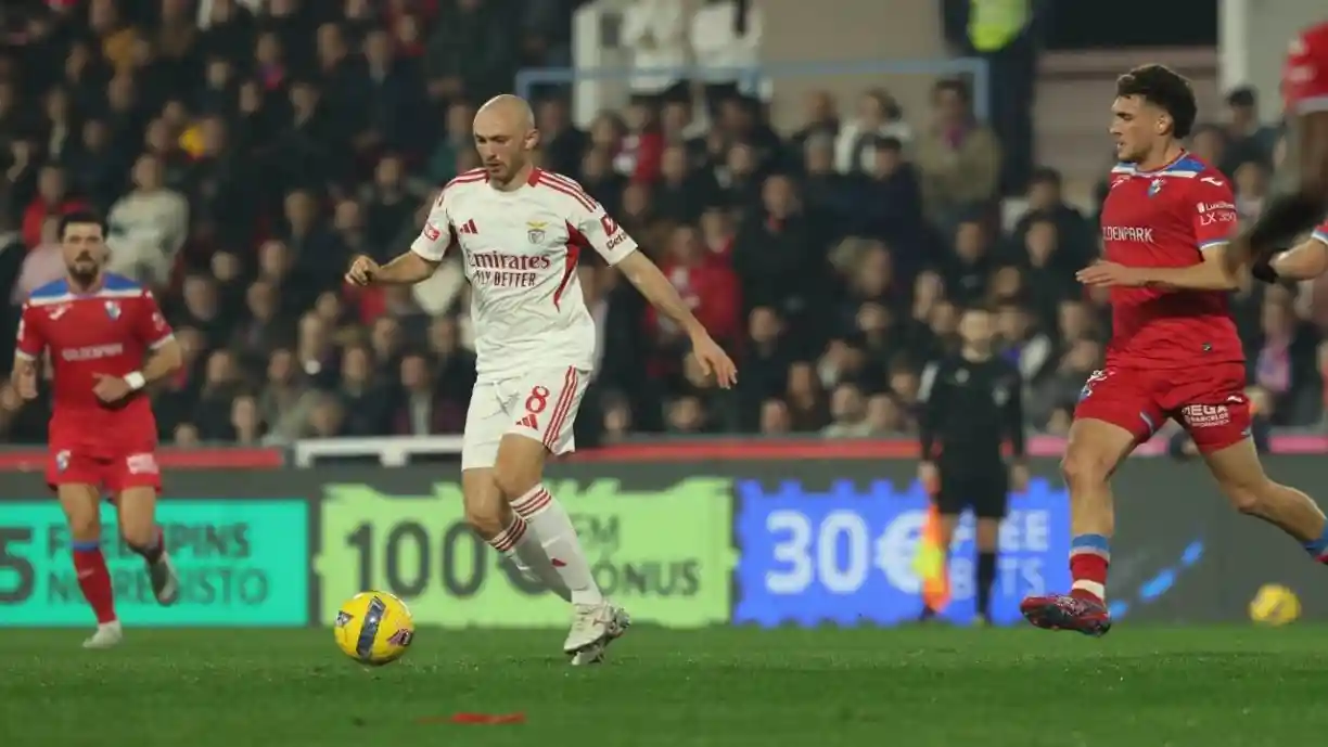 Alerta, Benfica! Imprensa aponta data de regresso para Aursnes