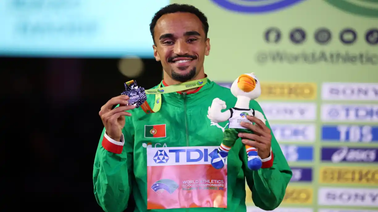 A representar Portugal, Isaac Nader esteve em evidência a nível internacional e elevou o nome do Benfica. Fotografia: SL Benfica