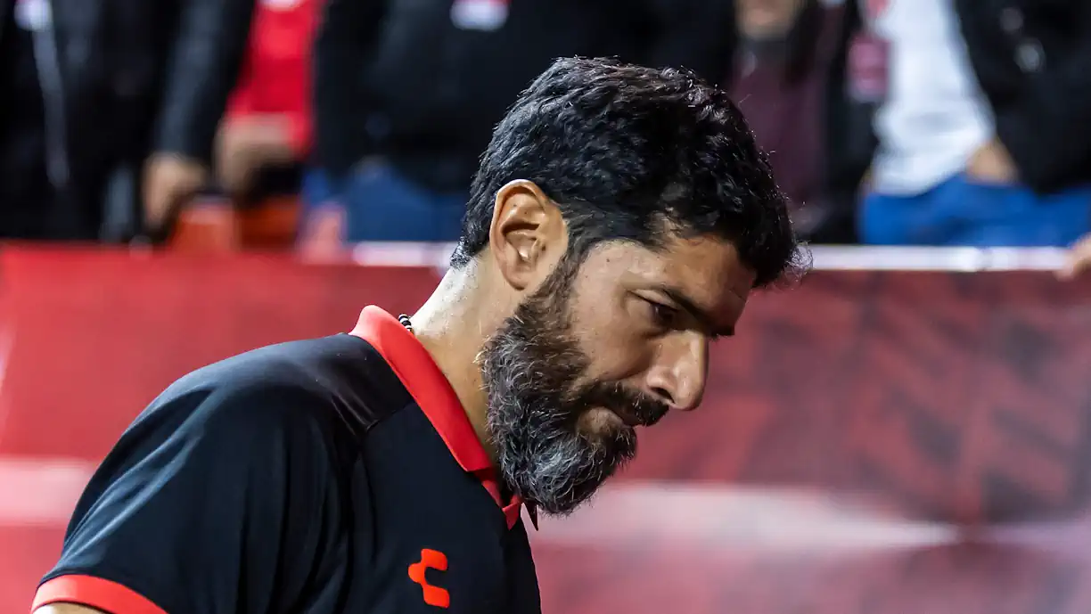 Sebastián Abreu, conhecido como ‘El Loco’, defendeu que o River Plate deve avançar para a contratação de Nicolás Otamendi, capitão do Benfica