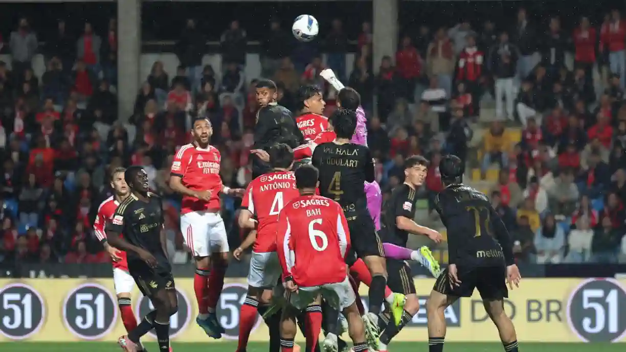 Conhecidos adeptos reagem ao Casa Pia - Benfica: "Uma equipa sem ideias"