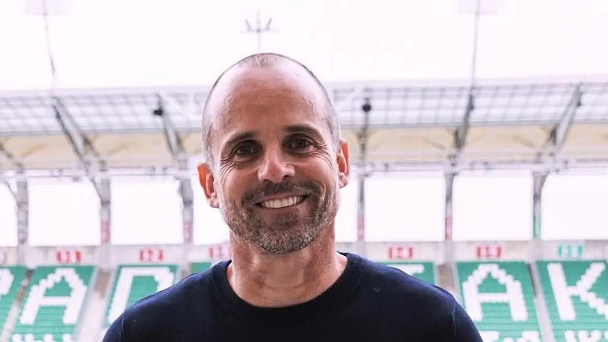 Bruno Baltazar, atualmente ao serviço do Radomiak Radom, na Polónia, analisou o perfil de Marcel Regula, avançado apontado ao Benfica