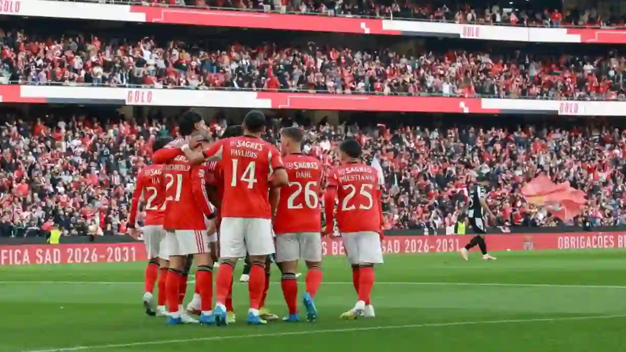 Momentos antes do Benfica - Nacional, estrela das águias concedeu uma entrevista onde admitiu deixar o Clube. Fotografia: SL Benfica