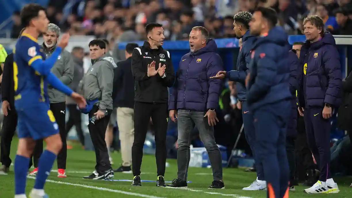 Ex treinador do Benfica derrota Barcelona e impede Flick de chegar aos 100 pontos