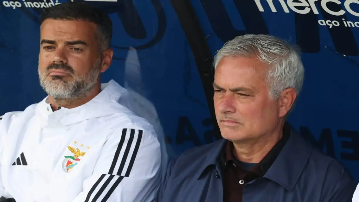 Com o regresso de Mourinho preso por detalhes, lenda do Real Madrid antevê a chegada do treinador do Benfica aos blancos