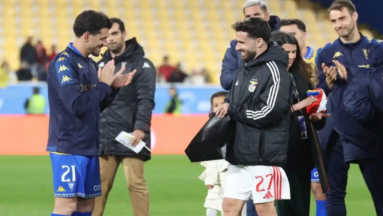 O duelo entre o Benfica e o Estoril foi muito mais do que um jogo, significou a despedida de Pizzi dos relvados. Fotografia: SL Benfica
