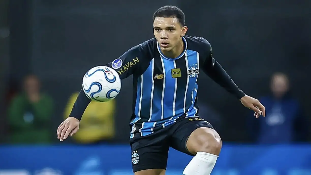Mercado: Benfica sonha com Viery, mas águias têm concorrência de peso