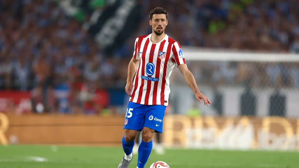 Central do Atlético de Madrid, Clément Lenglet pode estar na mira do Benfica para reforçar a equipa de Marco Silva