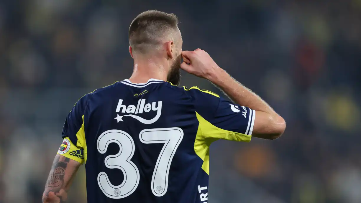Milan Skriniar teve seu nome ligado ao Benfica, mas jornalista turco afirma que uma negociação não deve acontecer neste momento