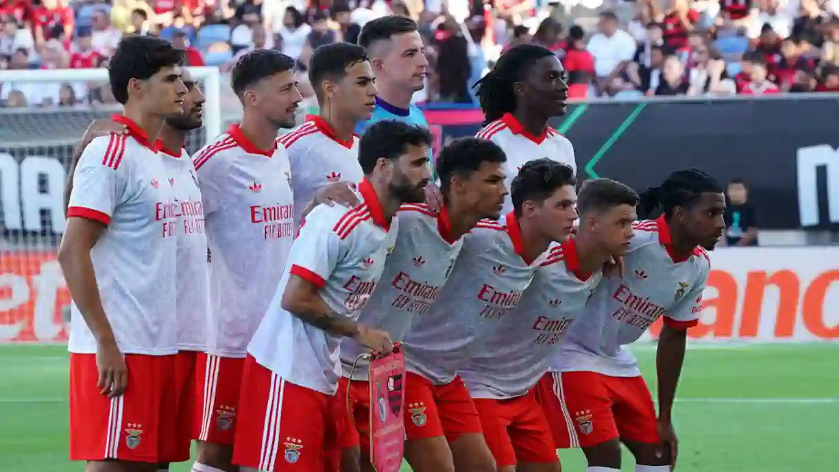 Prestianni volta a ser alvo do Trabzonspor e Benfica pode receber proposta de quase 20 milhões dos turcos