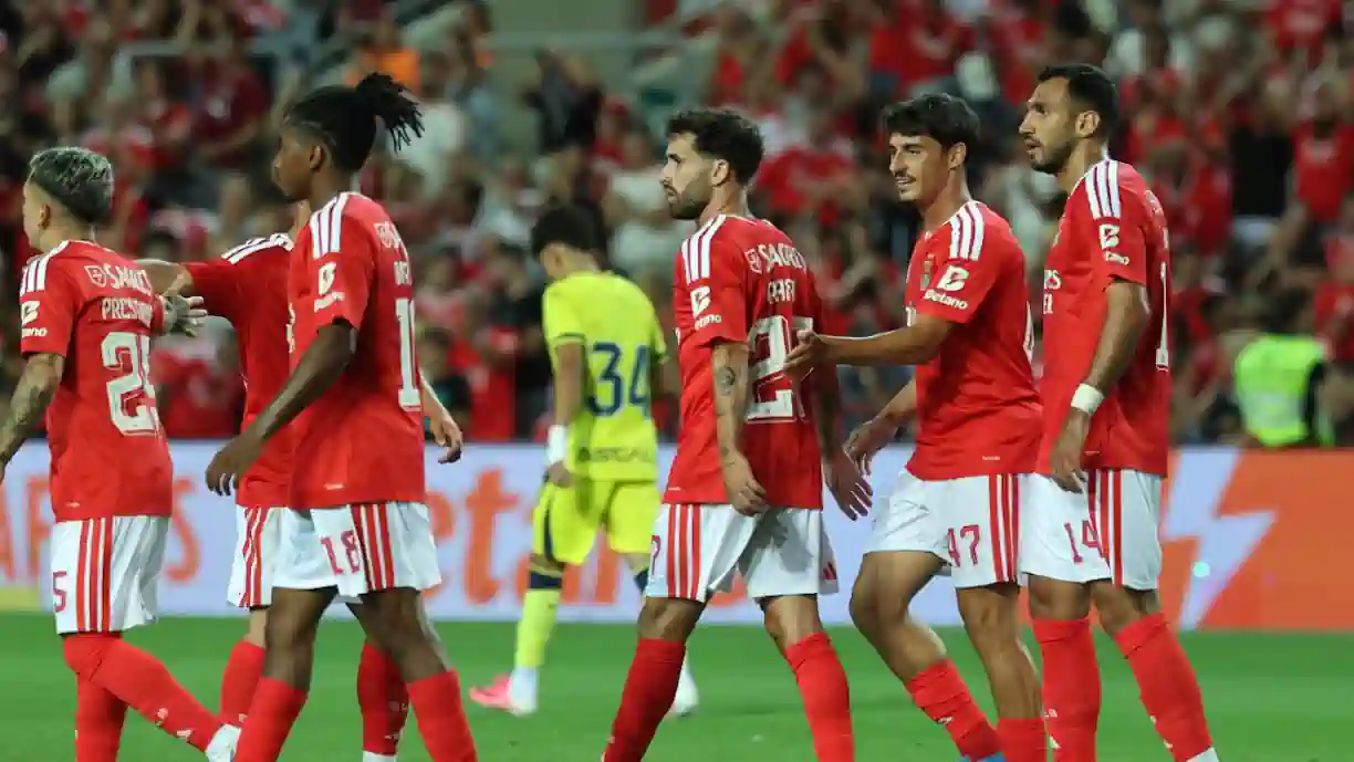 Benfica não baixa fasquia dos 20M por jogador de Marco Silva e negócio está prestes a ruir