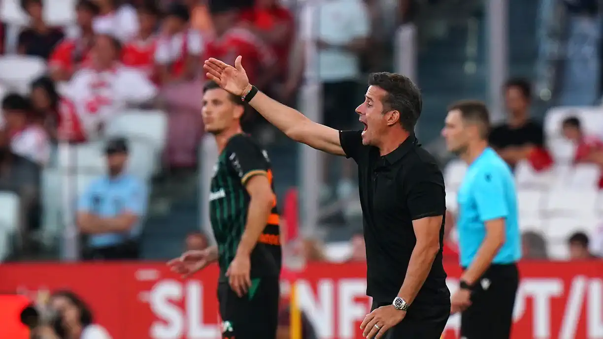 António Silva, Pavlidis e reforços - Tudo o que disse Marco Silva após Benfica - St. Gallen