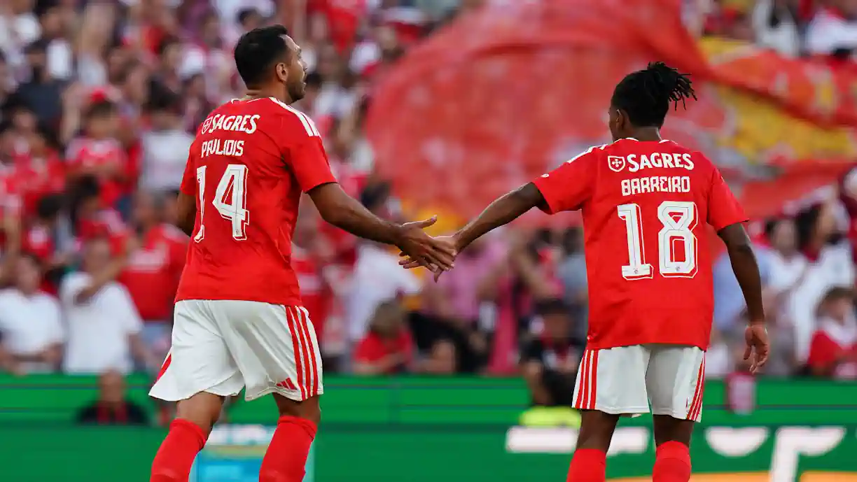 Benfica tem condição para aceitar venda de Pavlidis neste mercado
