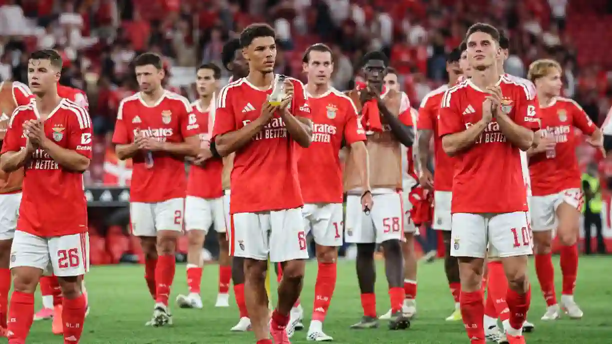 Jakub Kaminski vai ficar de fora do regresso do Benfica ao campeonato, tal como Jakub Kaminski que só volta com o Celtic
