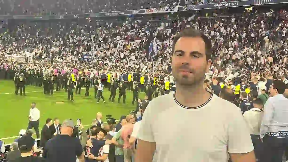 Tomás da Cunha faz críticas ao sistema defensivo do Benfica diante do Porto, apesar de contextualizar a expulsão de Lenglet