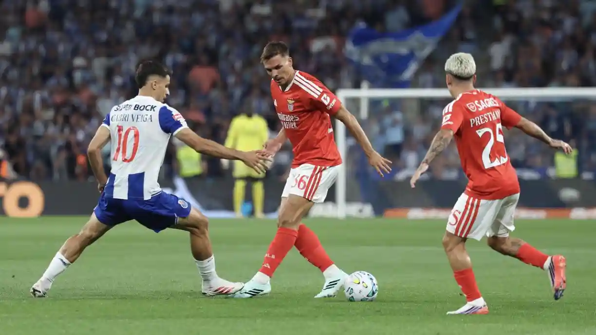 Benfica perde no Dragão, mas Palhinha deixa garantia: "Ainda mais convicção"