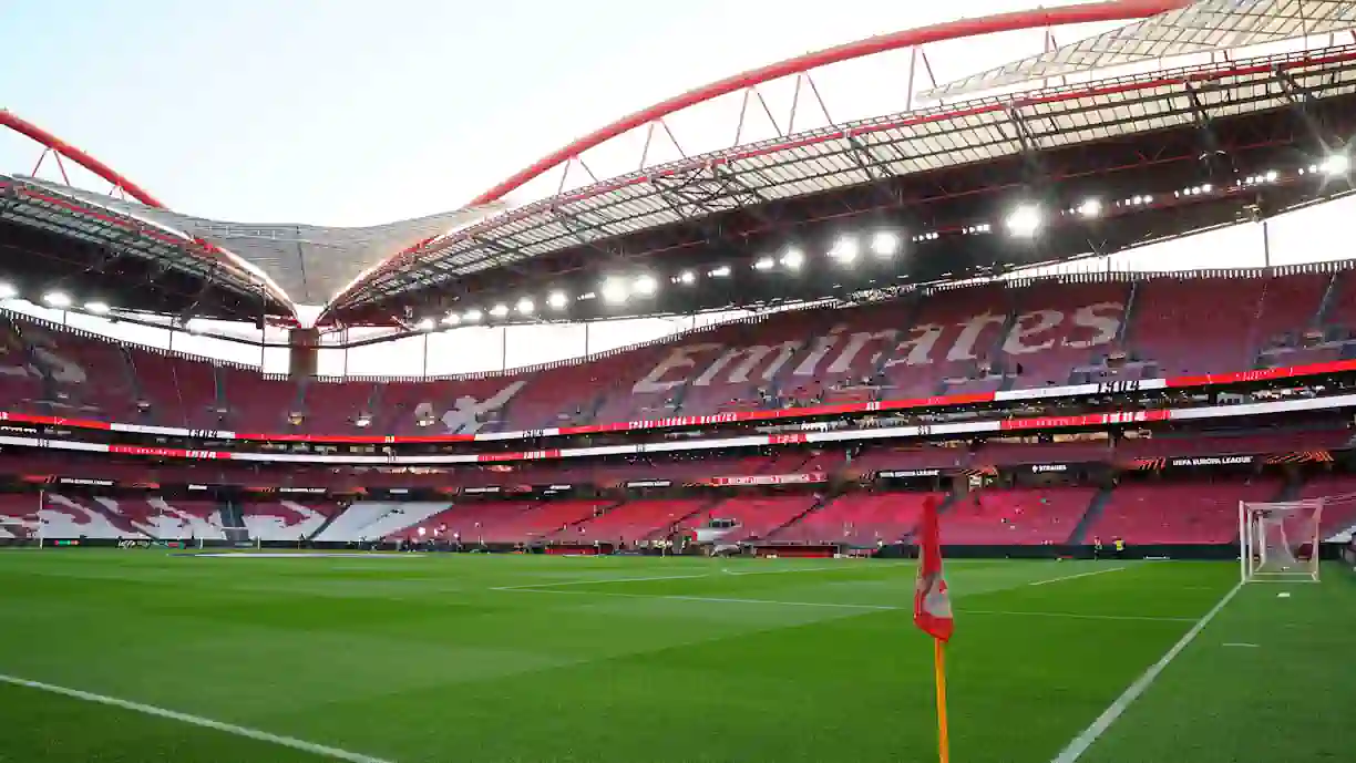 Adeptos revoltados com a PSP no Benfica - Celtic: "Fomos tratados como animais"