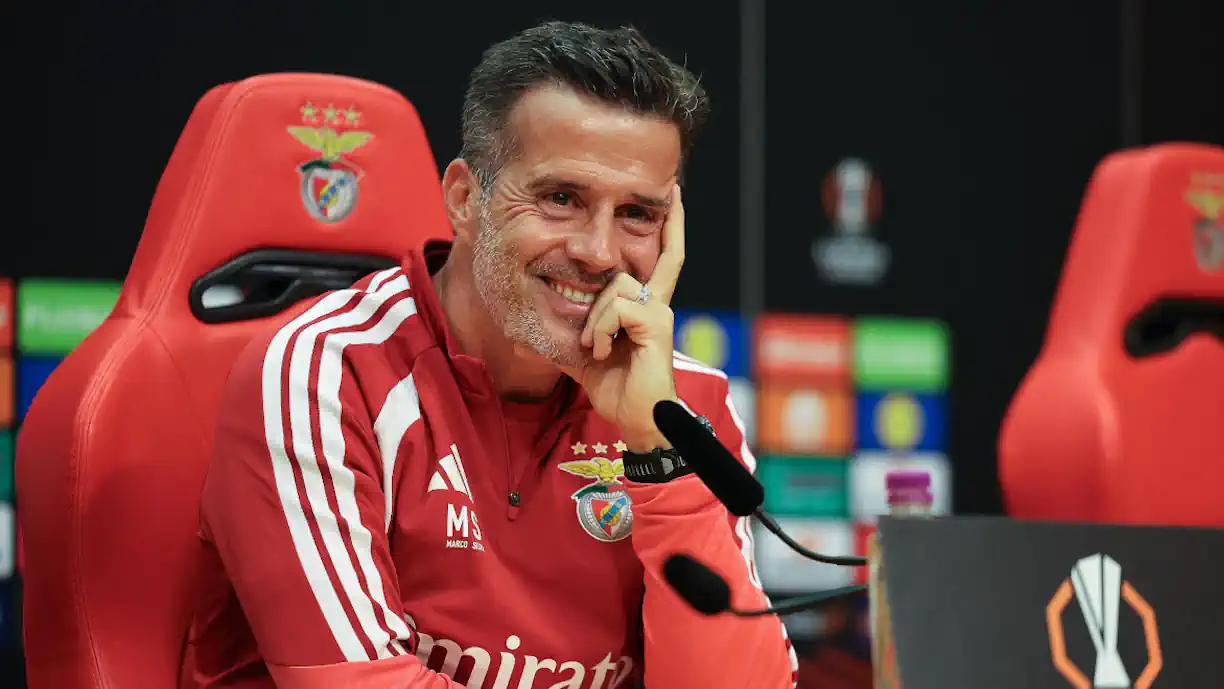 Marco Silva confirmou a indisponibilidade de Leandro Barreiro e anunciou a titularidade de Echeverri para o Omonia - Benfica