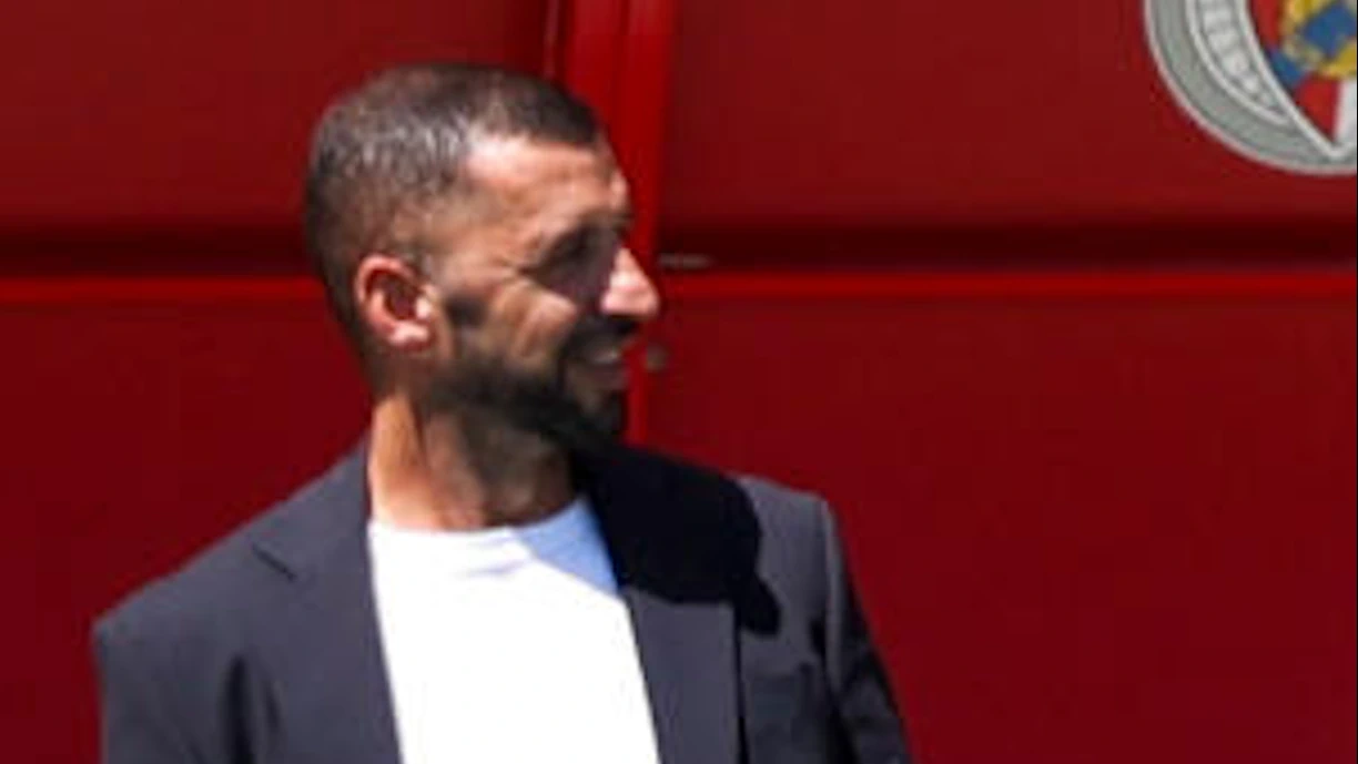 Hugo Martins, treinador português que trabalha no Chipre, compara técnico do Omonia com diretor do Benfica